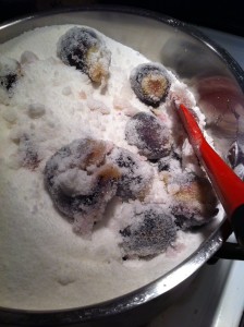 This is the worst part, stirring the figs and sugar till the figs release some of their juice and the sugar melts.