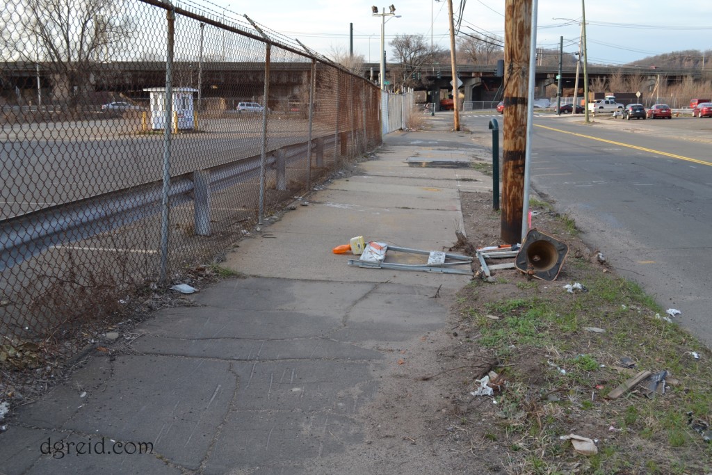 ct transit sidewalk